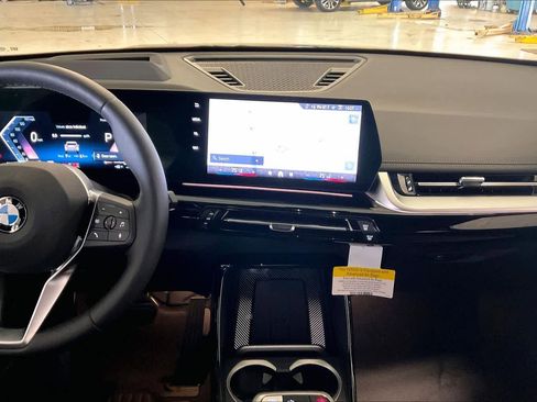 New 2026 BMW X1 xDrive28i w/ Technology Package image 6