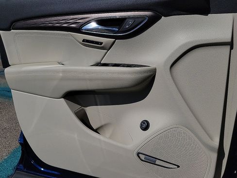 Used 2023 Buick Envision Avenir FWD image 13