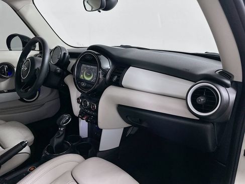 Used 2016 MINI Cooper 2-Door Hardtop FWD image 26