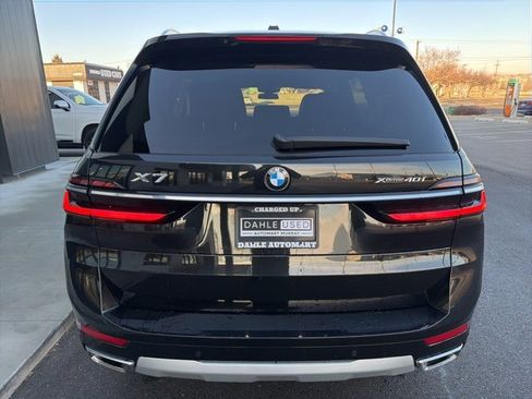 Used 2025 BMW X7 xDrive40i image 7
