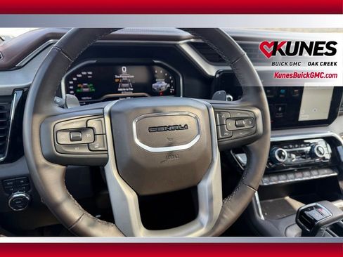 Used 2024 GMC Sierra 1500 Denali w/ Denali Reserve Package AWD/4WD image 15