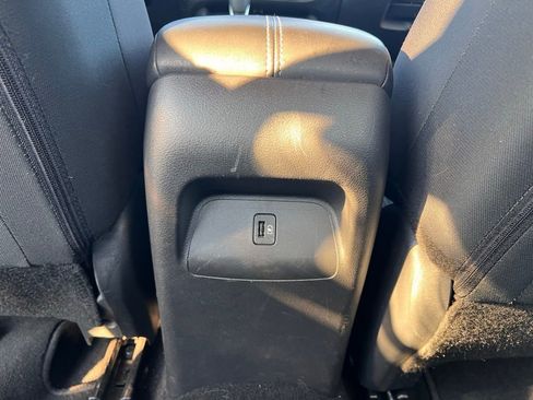 Used 2024 Nissan Sentra SV image 10