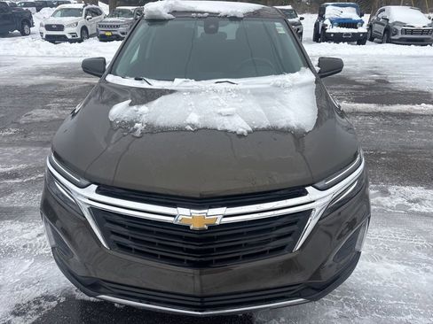 Used 2023 Chevrolet Equinox LT AWD/4WD image 2