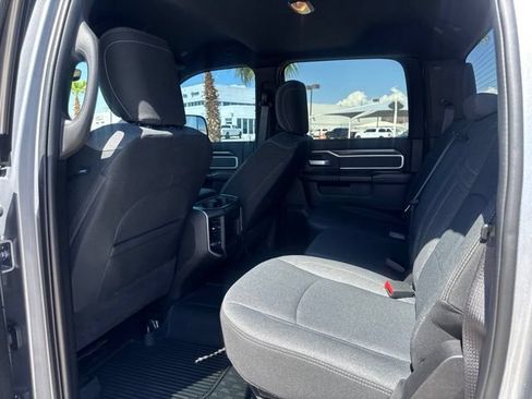 Certified 2021 RAM 2500 Big Horn w/ Night Edition AWD/4WD image 8