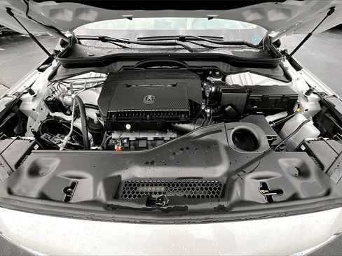 Certified 2025 Acura MDX w/ Advance Package image 10