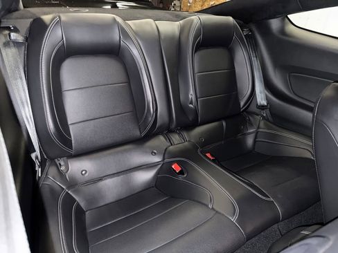 Used 2020 Ford Mustang Shelby GT500 w/ Technology Package image 24