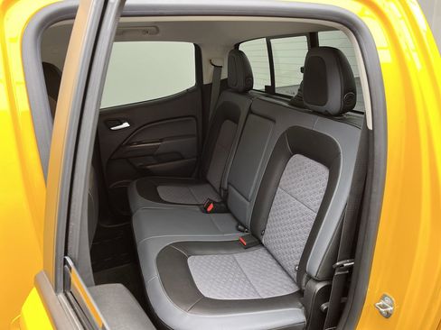 Used 2018 Chevrolet Colorado Z71 image 10