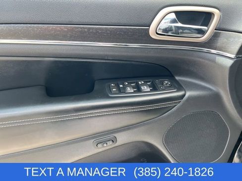 Used 2016 Jeep Grand Cherokee Limited image 15