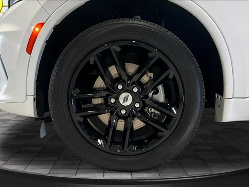 Used 2024 Dodge Durango GT AWD/4WD image 34