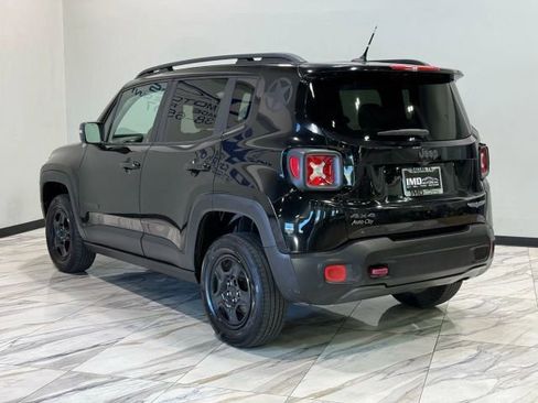 Used 2017 Jeep Renegade Trailhawk image 8