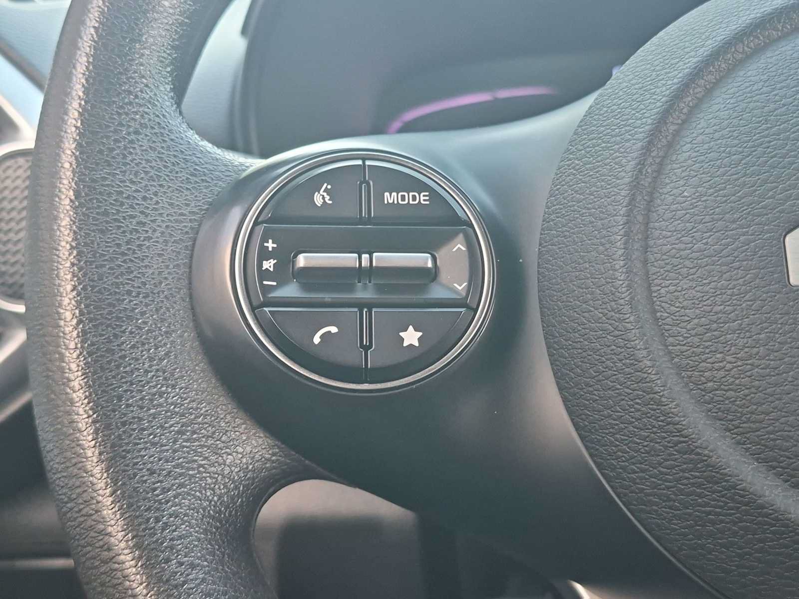 Used 2024 Kia Soul LX w/ Option Group 015 FWD image 22