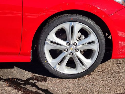 Used 2016 Chevrolet Cruze Premier image 29