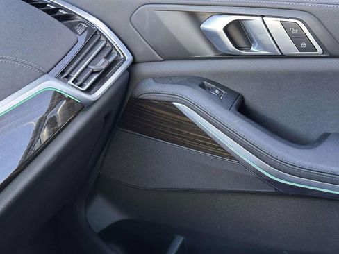 Used 2020 BMW X5 xDrive40i w/ Convenience Package image 25