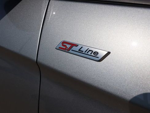 Certified 2024 Ford Edge ST-Line AWD/4WD image 9