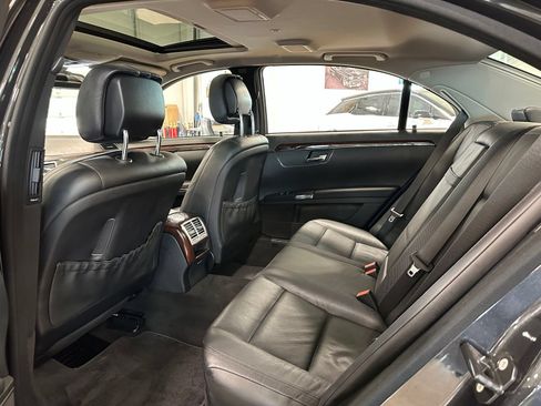 Used 2013 Mercedes-Benz S 550 image 36
