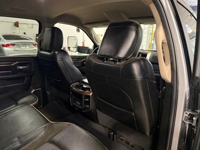 Used 2022 RAM 3500 Laramie AWD/4WD image 14