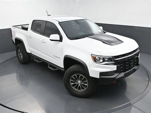 Used 2022 Chevrolet Colorado ZR2 image 32