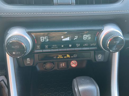 Used 2023 Toyota RAV4 XLE image 16