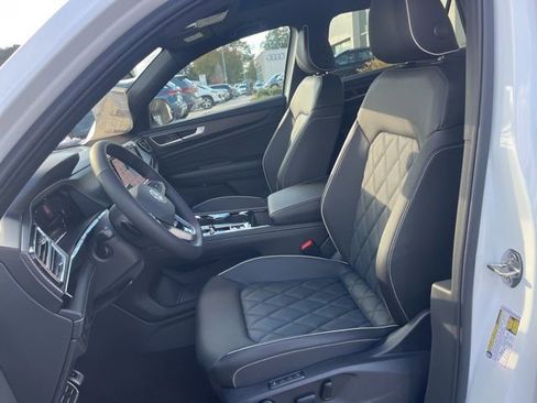 New 2026 Volkswagen Atlas Cross Sport SEL Premium R-Line AWD/4WD image 24