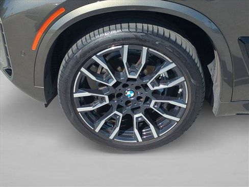 Used 2024 BMW X5 sDrive40i w/ M Sport Package RWD image 26