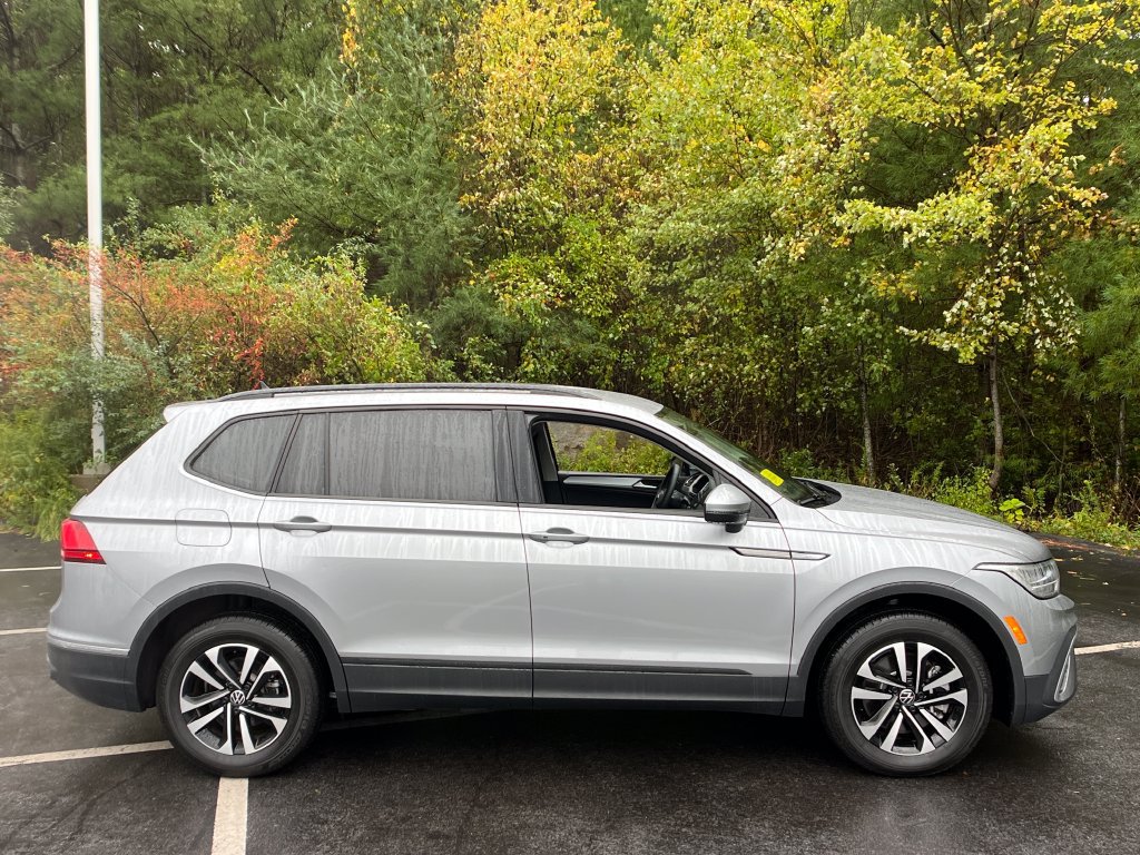Used 2024 Volkswagen Tiguan S AWD/4WD image 6