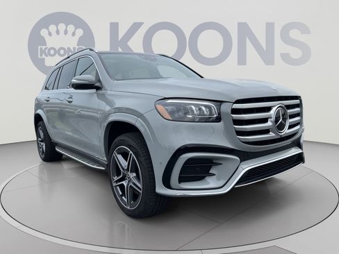 Used 2026 Mercedes-Benz GLS 450 4MATIC image 10