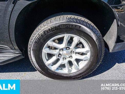 Used 2025 Chevrolet Tahoe LT AWD/4WD image 17