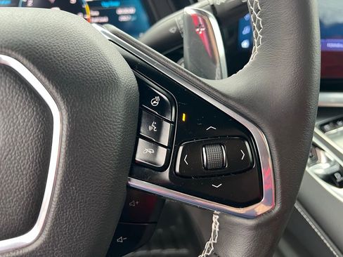 Used 2024 Chevrolet Corvette Stingray Preferred Cpe w/ Battery Protection Package image 39