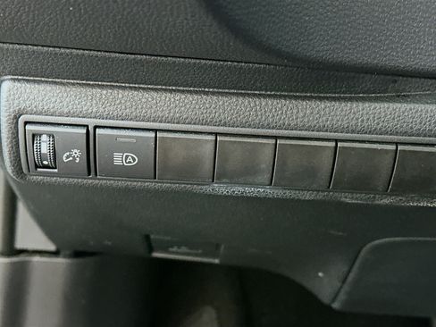 Used 2024 Toyota Corolla LE FWD image 16
