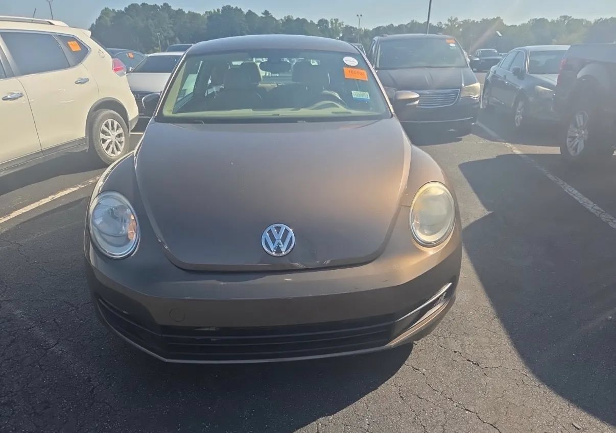 Used 2016 Volkswagen Beetle 1.8T SE FWD image 6