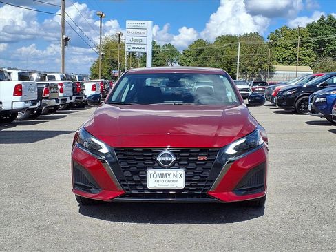 Used 2025 Nissan Altima 2.5 SR image 21