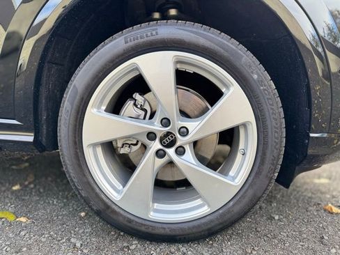 New 2025 Audi Q5 Premium Plus image 10