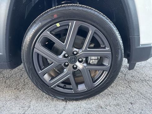 New 2026 Jeep Compass Latitude image 31