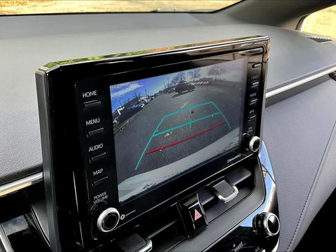 Used 2022 Toyota Corolla SE w/ SE Premium Package image 26