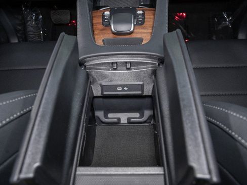 Certified 2026 Mercedes-Benz GLE 350 4MATIC image 26