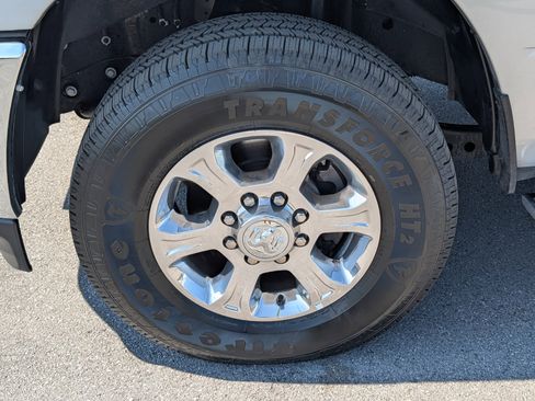 Used 2026 RAM 2500 Big Horn AWD/4WD image 25