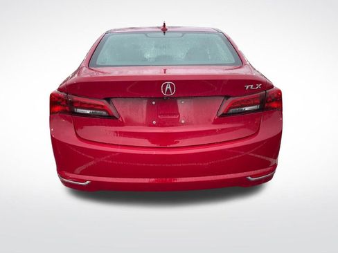 Used 2017 Acura TLX image 2