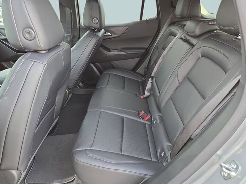 New 2026 Chevrolet Equinox LT image 13