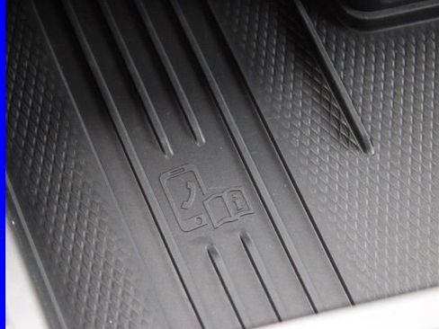 Used 2025 Volkswagen Atlas SEL Premium R-Line AWD/4WD image 44