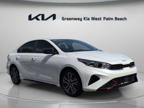 Used 2024 Kia Forte GT-Line image 1