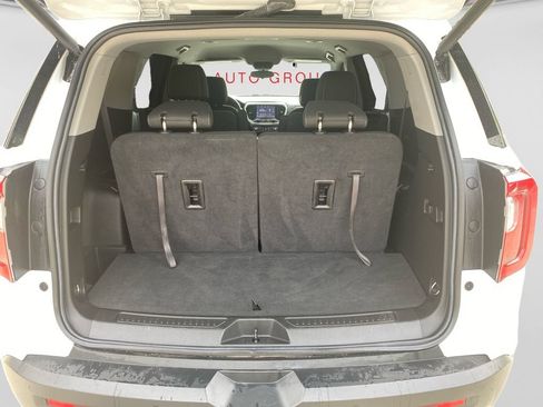 Used 2023 GMC Acadia SLE w/ Driver Convenience Package AWD/4WD image 12