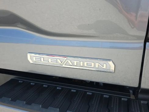Used 2020 GMC Sierra 1500 Elevation AWD/4WD image 10