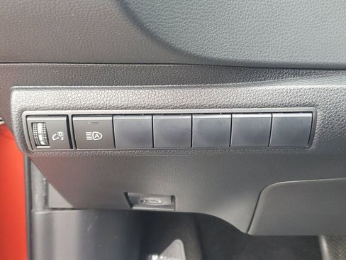 Used 2019 Toyota Corolla SE image 22