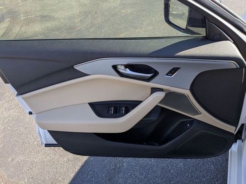 Certified 2025 Acura TLX w/ Technology Package image 30