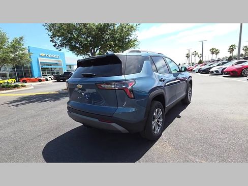 New 2026 Chevrolet Equinox LT w/ Convenience Package II FWD image 21