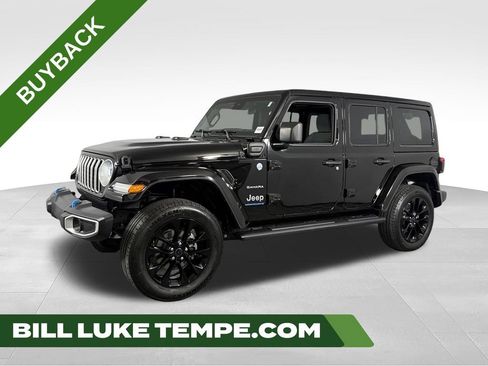Used 2024 Jeep Wrangler Unlimited Sahara AWD/4WD image 1