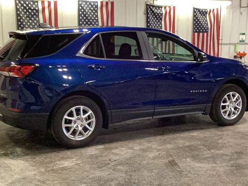 Used 2022 Chevrolet Equinox LT AWD/4WD image 18