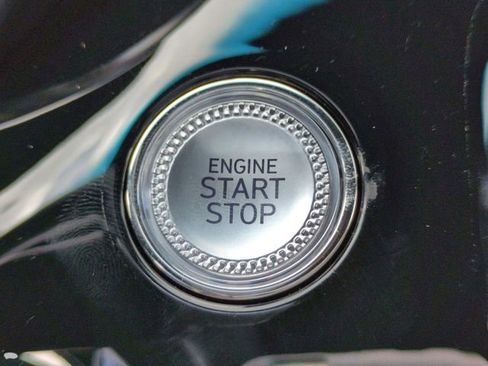 Certified 2025 Genesis G70 2.5T w/ Sport Prestige Package image 27