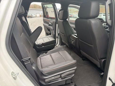 Used 2023 Chevrolet Tahoe High Country image 15