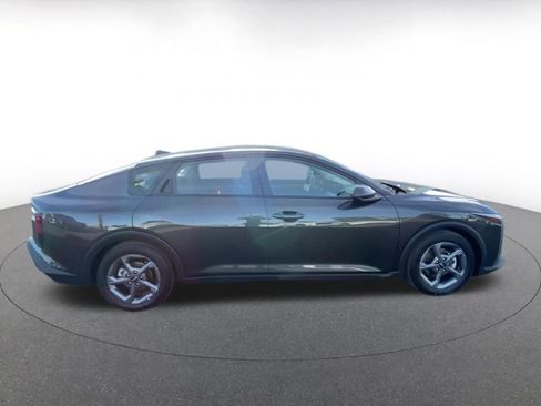 Used 2025 Kia K4 LXS image 16
